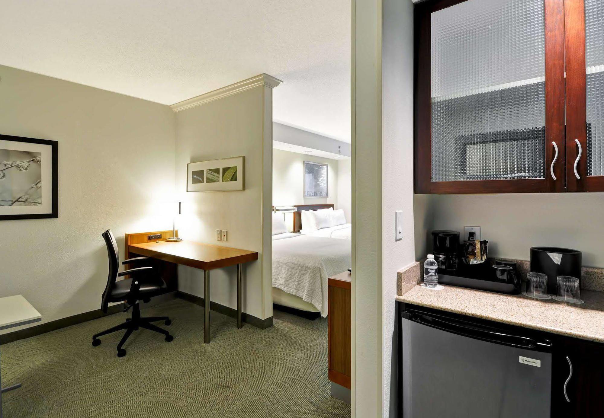 Springhill Suites Lexington Near The University Of Kentucky Εξωτερικό φωτογραφία