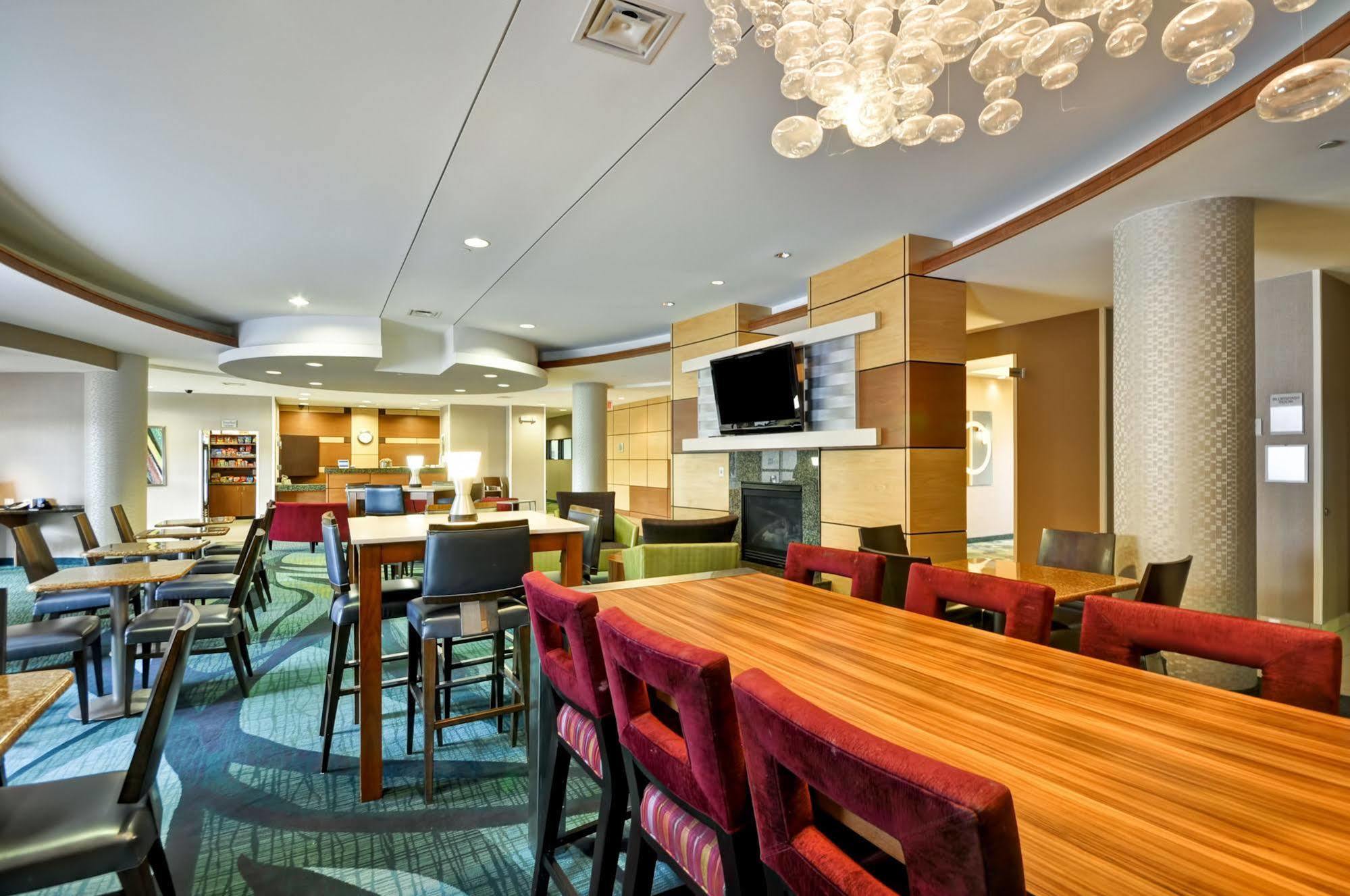 Springhill Suites Lexington Near The University Of Kentucky Εξωτερικό φωτογραφία